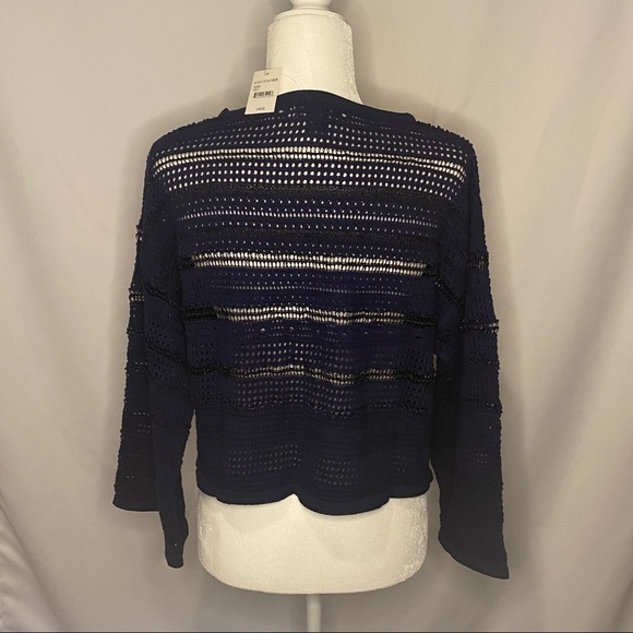 🌟2 for $20 NWT Cevy knit top - Picture 2 of 2